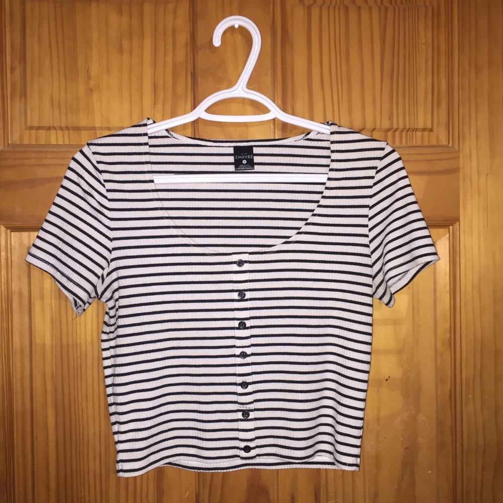 Empire — Crop Top